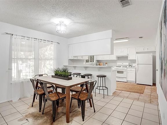 5th image of 3702 Hawkshead Dr