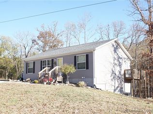 112 Mayerling Dr, Gravois Mills, MO 65037