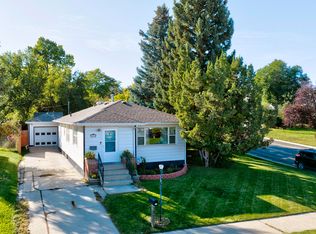 554 Clarendon Ave, Sheridan, WY 82801