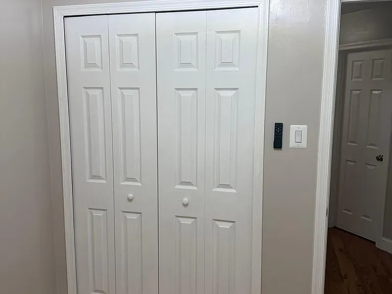 9606 Clocktower Ln #4ROOMS — Photo 3