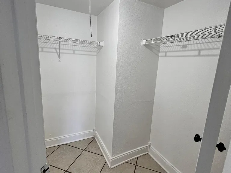 3004 Parkway Blvd #209 — Photo 29