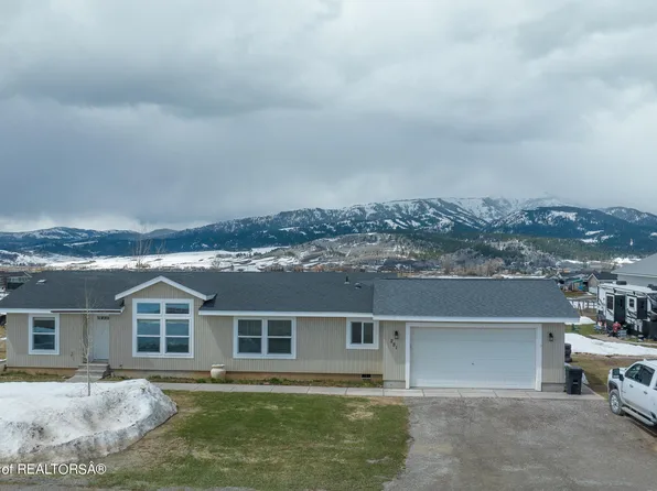 251 Gallup Dr, Etna, WY 83118