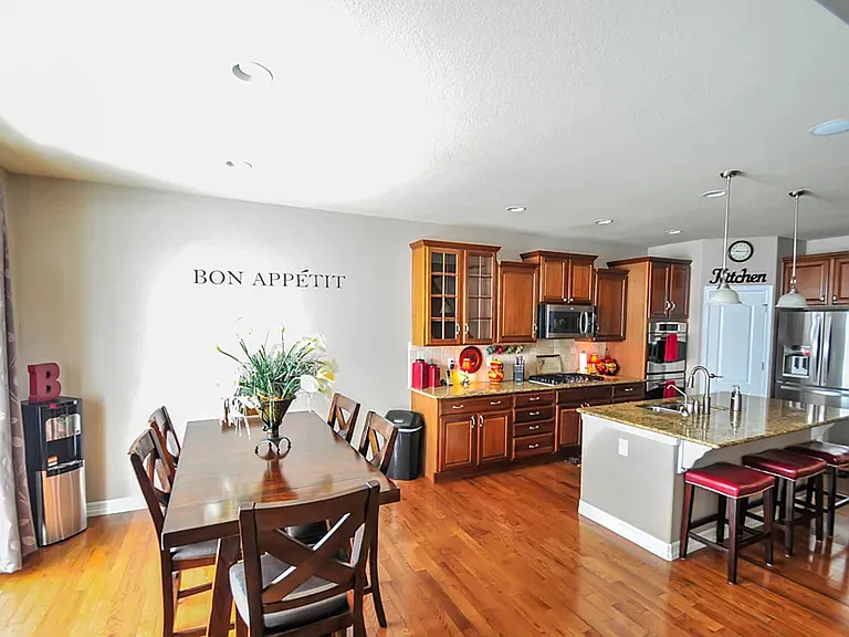 8229 S Country Club Pkwy — Photo 6