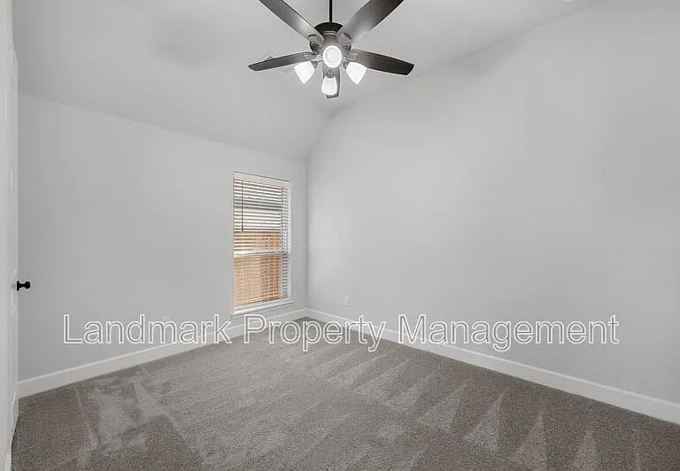 1822 Buckeye Ln — Photo 10