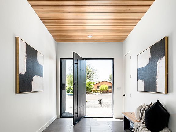 4th image of 3517 N HOPI Way