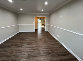 50 Greenhouse Rd #D9, Bridgeport, CT 06606