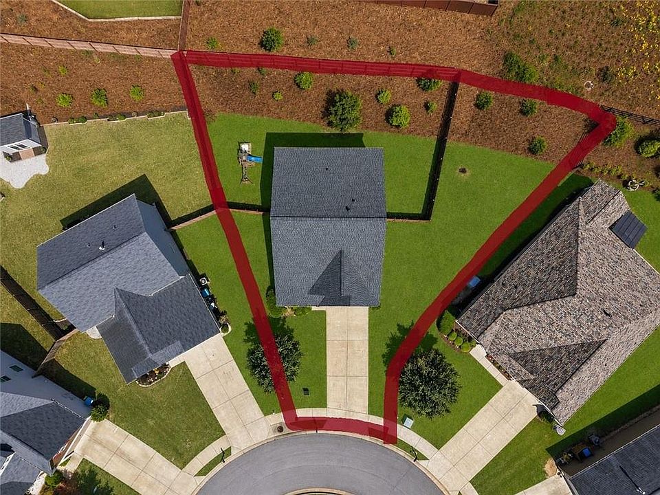 1st image of 604 Garden Grace