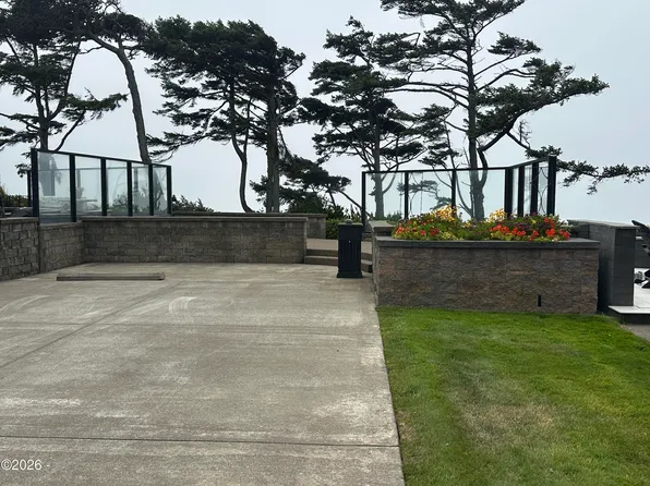 6225 N Coast Hwy Lot 185, Newport, OR 97365