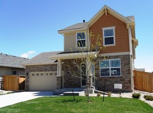 430 N Langdale Way, Aurora, CO 80018
