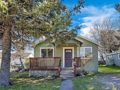 686 Spur St, Weed, CA, 96094