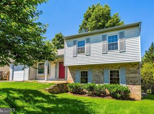 11286 Valley Bend Dr, Germantown, MD