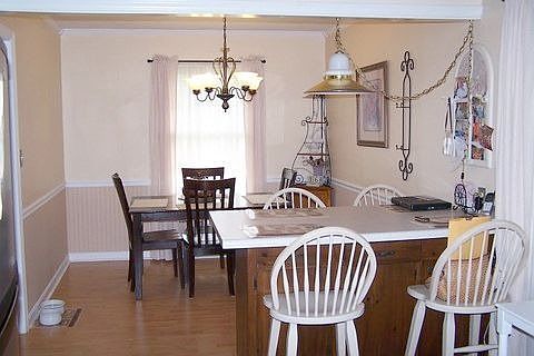 4th image of 102 Rock Creek Dr