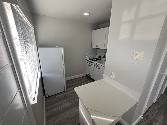 3rd image of 1228 Fairmount Ave #3