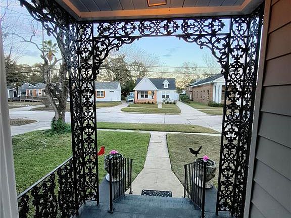 2nd image of 266 Mohawk St