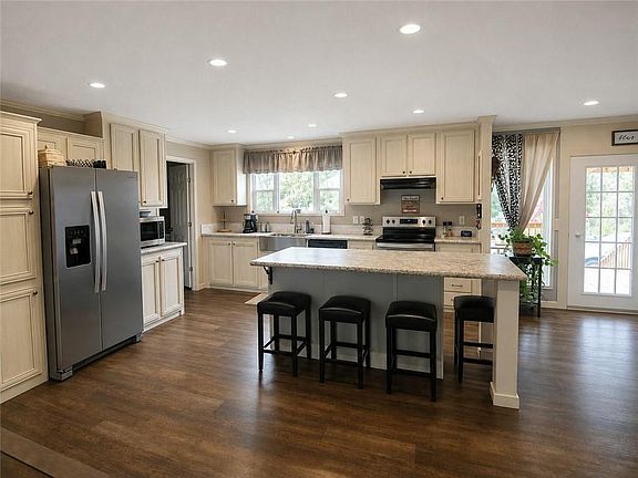 4th image of 2346 Repoll Rd