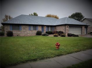 730 Viewpoint Dr, Plainfield, IN 46168