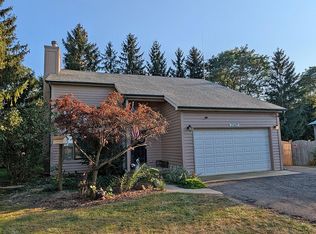 25415 103rd St, Salem, WI 53168