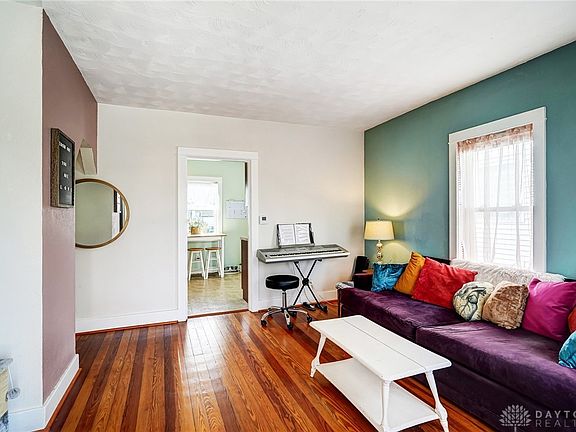 5th image of 948 Chelsea Ave