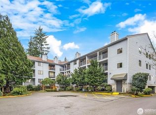 710 N 160th St APT B206, Shoreline, WA