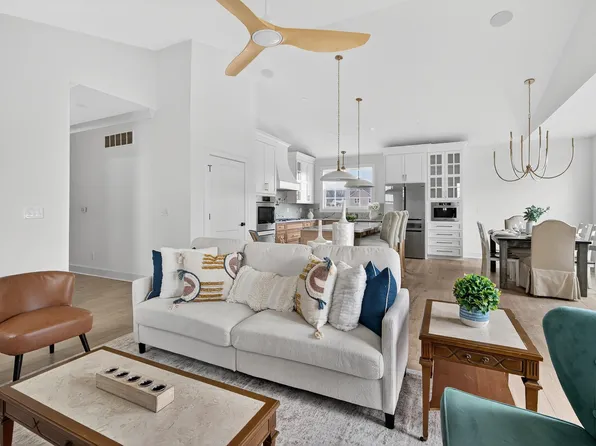 4108 Meadowlark Rd, Lexington, KY 40509