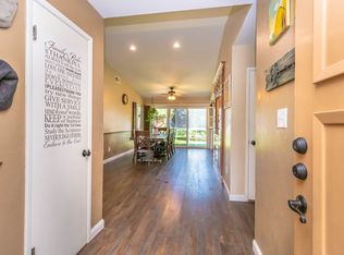 2838 Bradshaw Rd, Sacramento, CA 95827