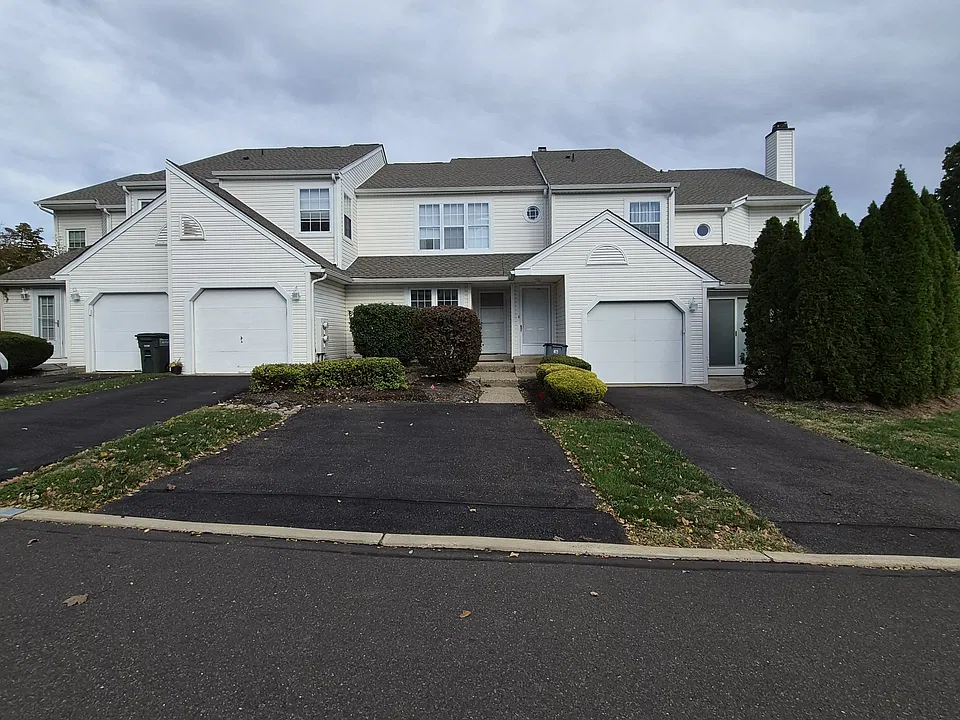 36 Banbury Ct