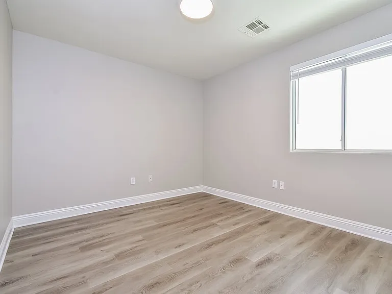 10460 Chrisman Ave — Photo 16