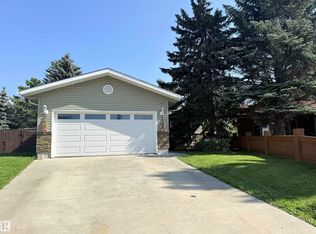 2403 81st St NW, Edmonton, AB T6K 3L5