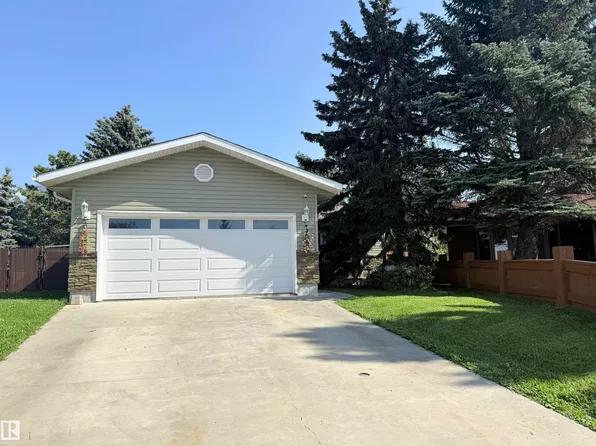 2403 81st St NW, Edmonton, AB T6K 3L5