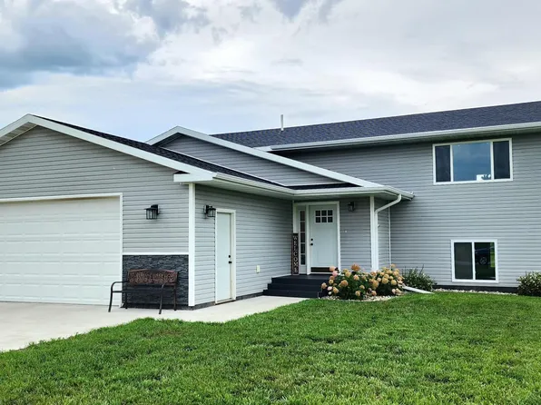 30793 Carefree Ln, Frazee, MN 56544