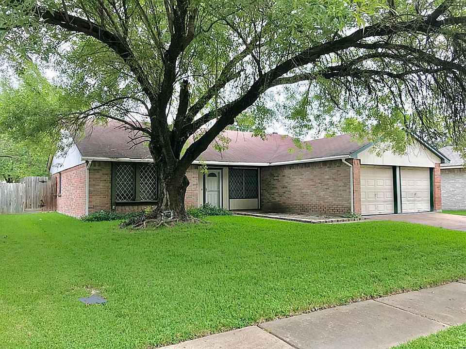 1st image of 13510 Piney Oaks Dr