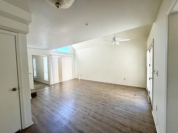 2nd image of 407 N 1st Ave