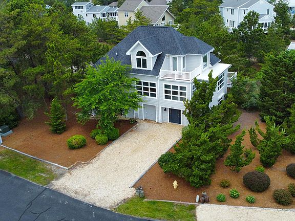 3rd image of 39701 Sandpiper Ln N