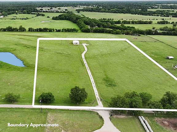 2nd image of 4260 County Road 3108