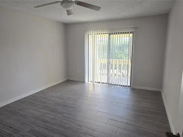 925 Palm View DR #121, NAPLES, FL 34110