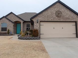 11745 SW 22nd Ter, Yukon, OK 73099