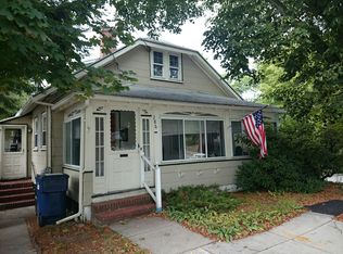 286 Perham St, West Roxbury, MA 02132