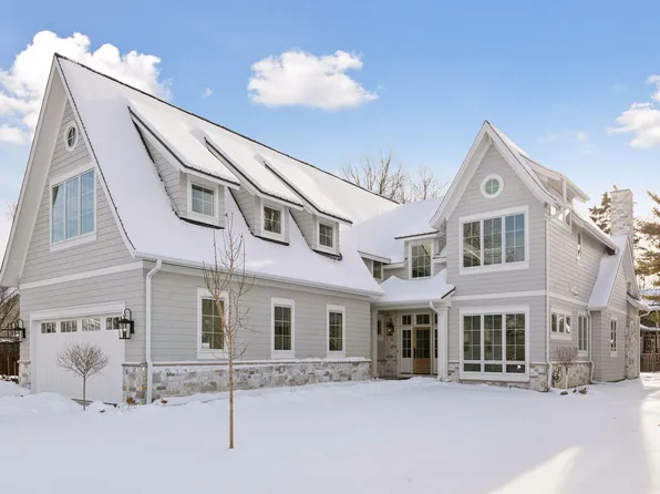 21735 Fairview St, Greenwood, MN 55331