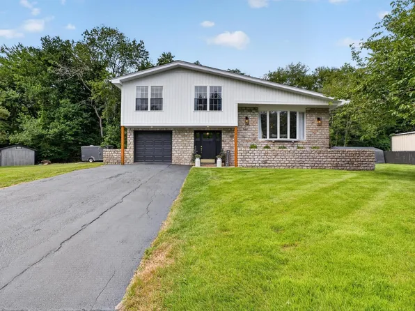 125 Alpha St, Dartmouth, MA 02747