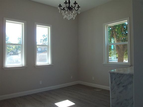 3rd image of 819 6th St