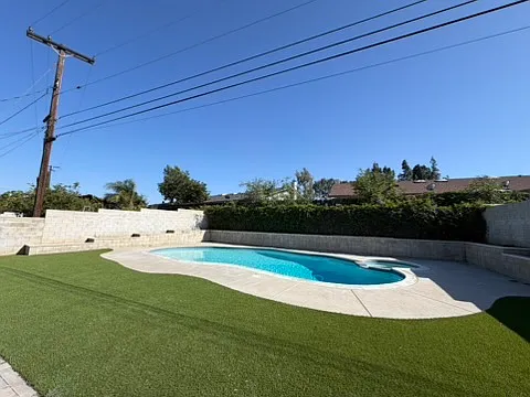 8920 Haskell St — Photo 13