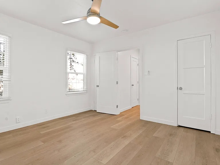 805 23rd Street — Photo 6
