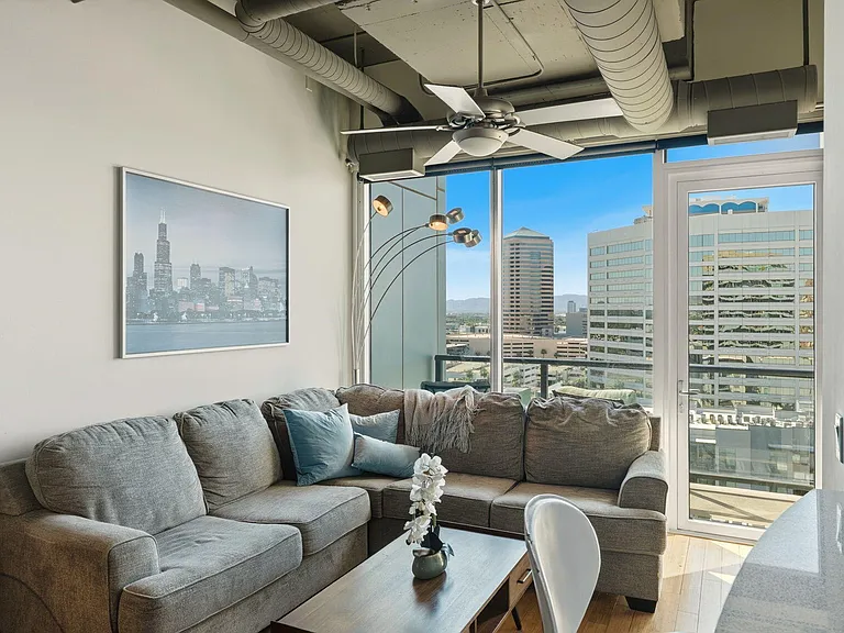 1 E Lexington Ave #1101 — Photo 10