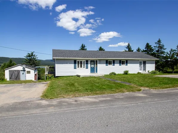 16 Main Road, Upper Ferry, NL A0N1J0