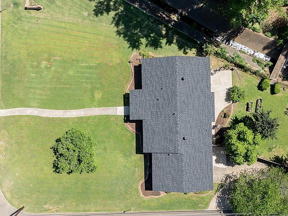 4th image of 3223 Wood St