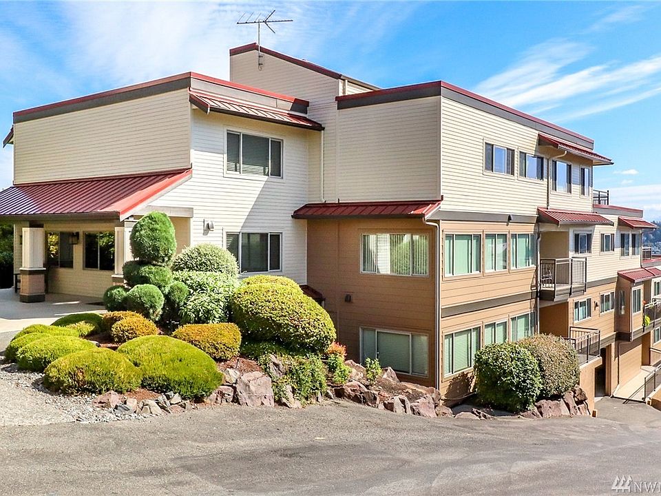 1st image of 3820 NE 155th Pl #A-703