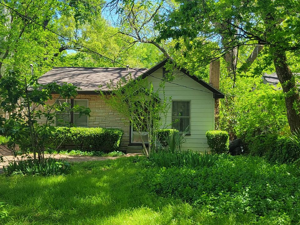 1st image of 8806 Groveland Dr