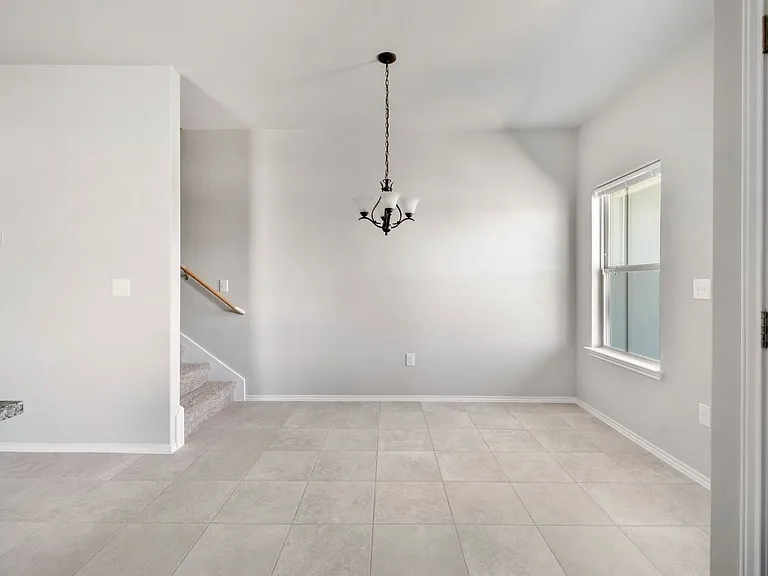 1203 Garland Rd — Photo 3