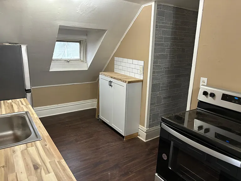 1309 Wells Pl #2 — Photo 14
