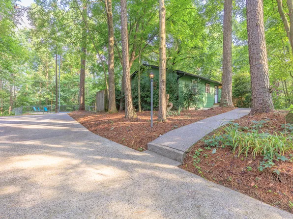 4934 N Jimmy Dr, Rocky Face, GA 30740